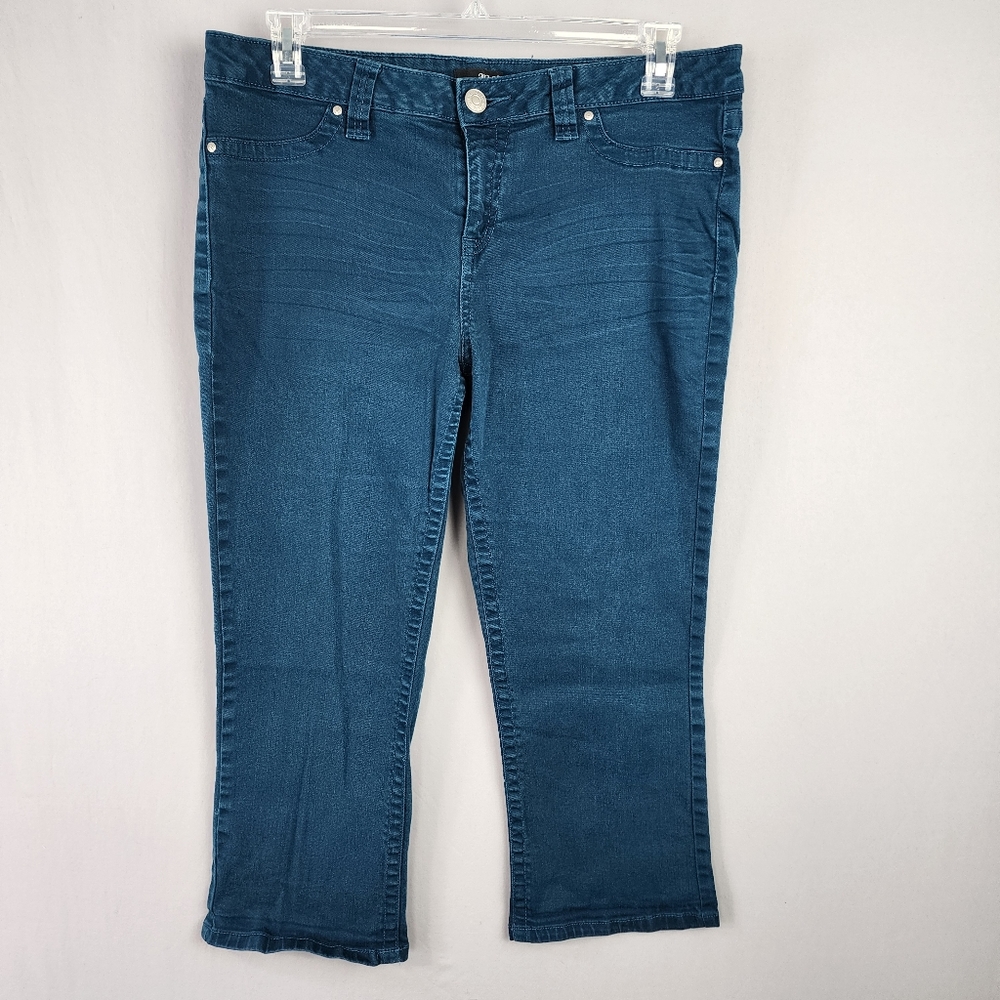 a.n.a Blue Capris Sz 14 Teal Blue